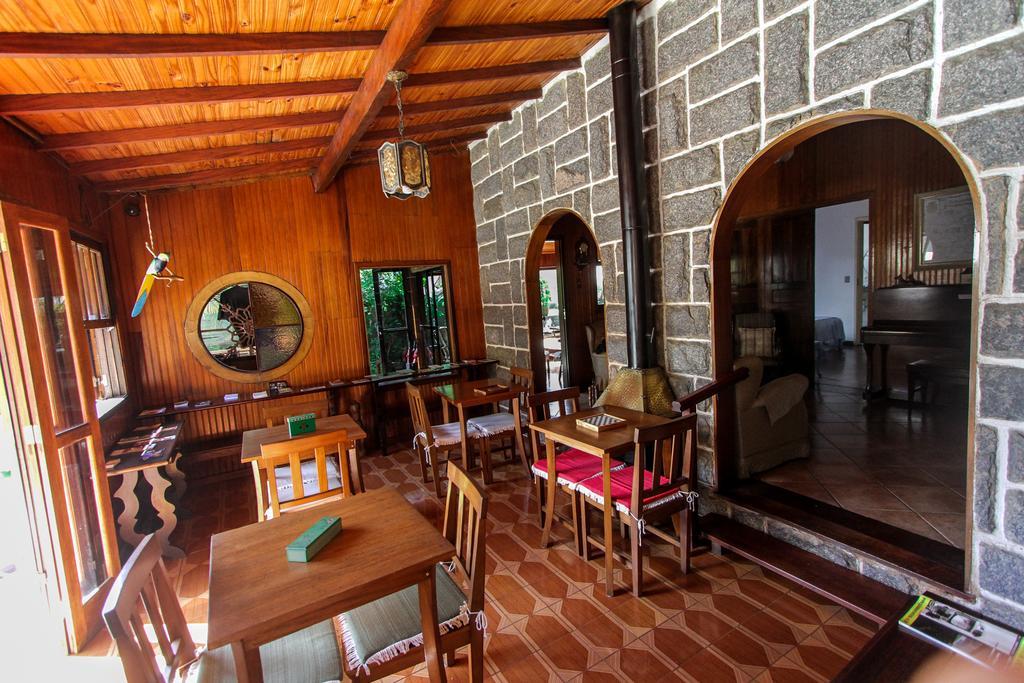 Pousada Morada Das Flores เปโตรโปลิส ภายนอก รูปภาพ